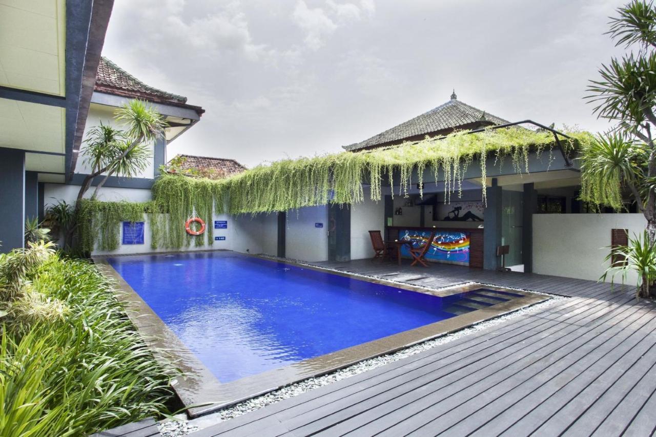 The Yani Hotel Bali Pesanggaran Exterior foto
