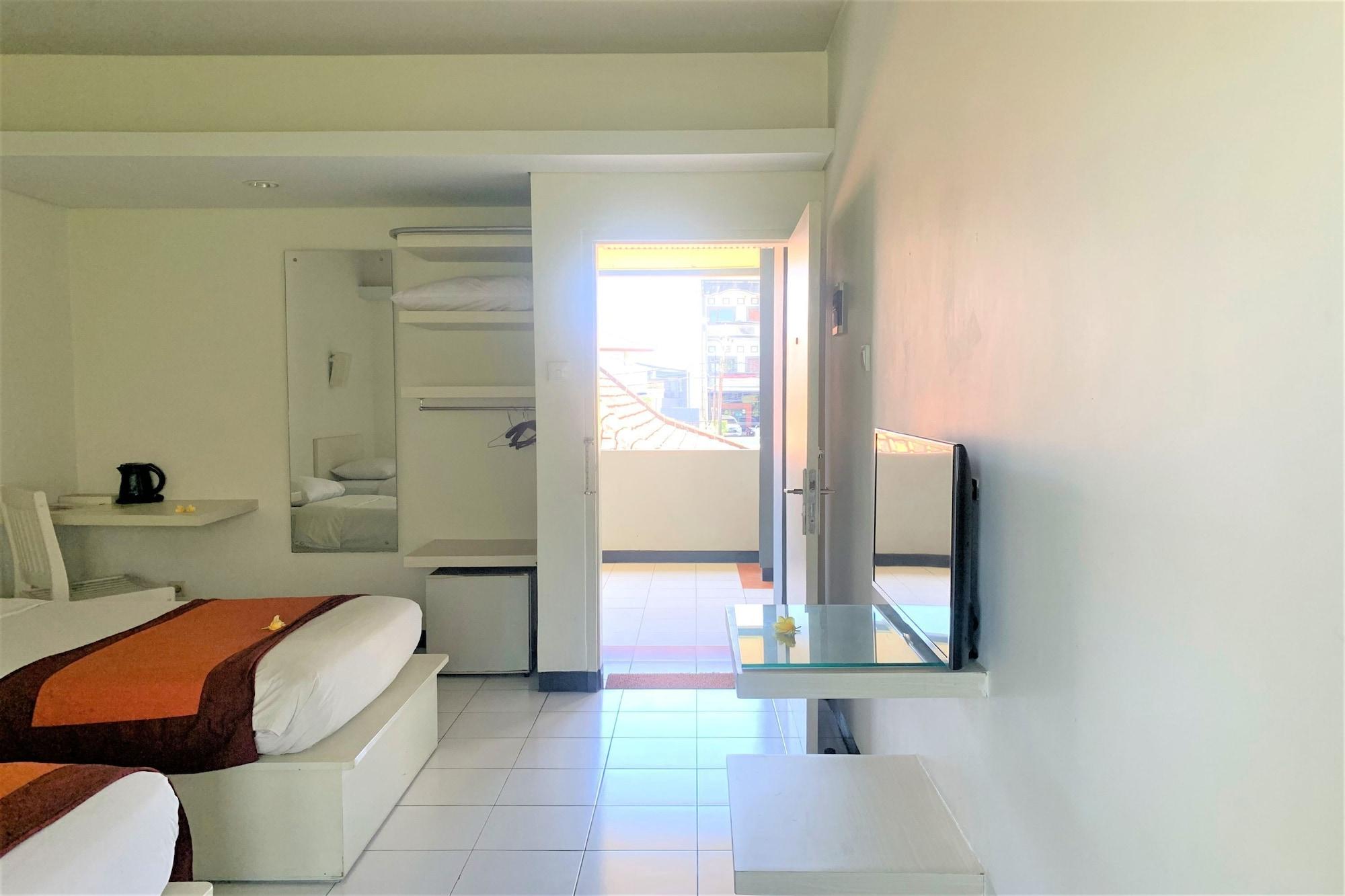 The Yani Hotel Bali Pesanggaran Exterior foto