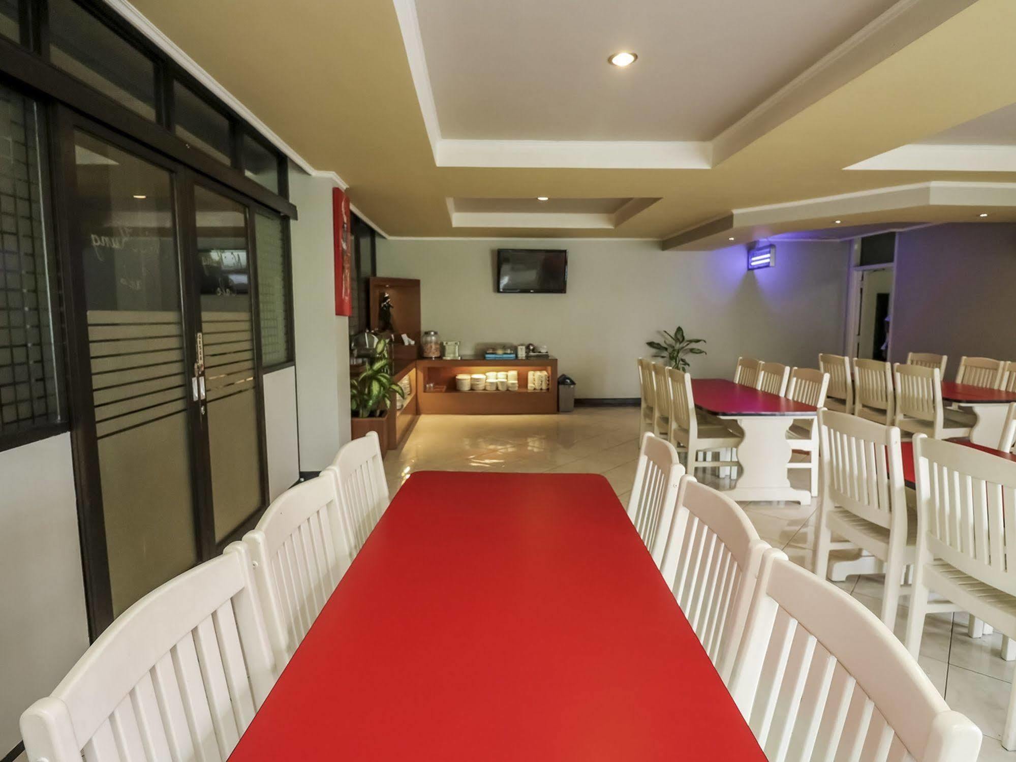 The Yani Hotel Bali Pesanggaran Exterior foto